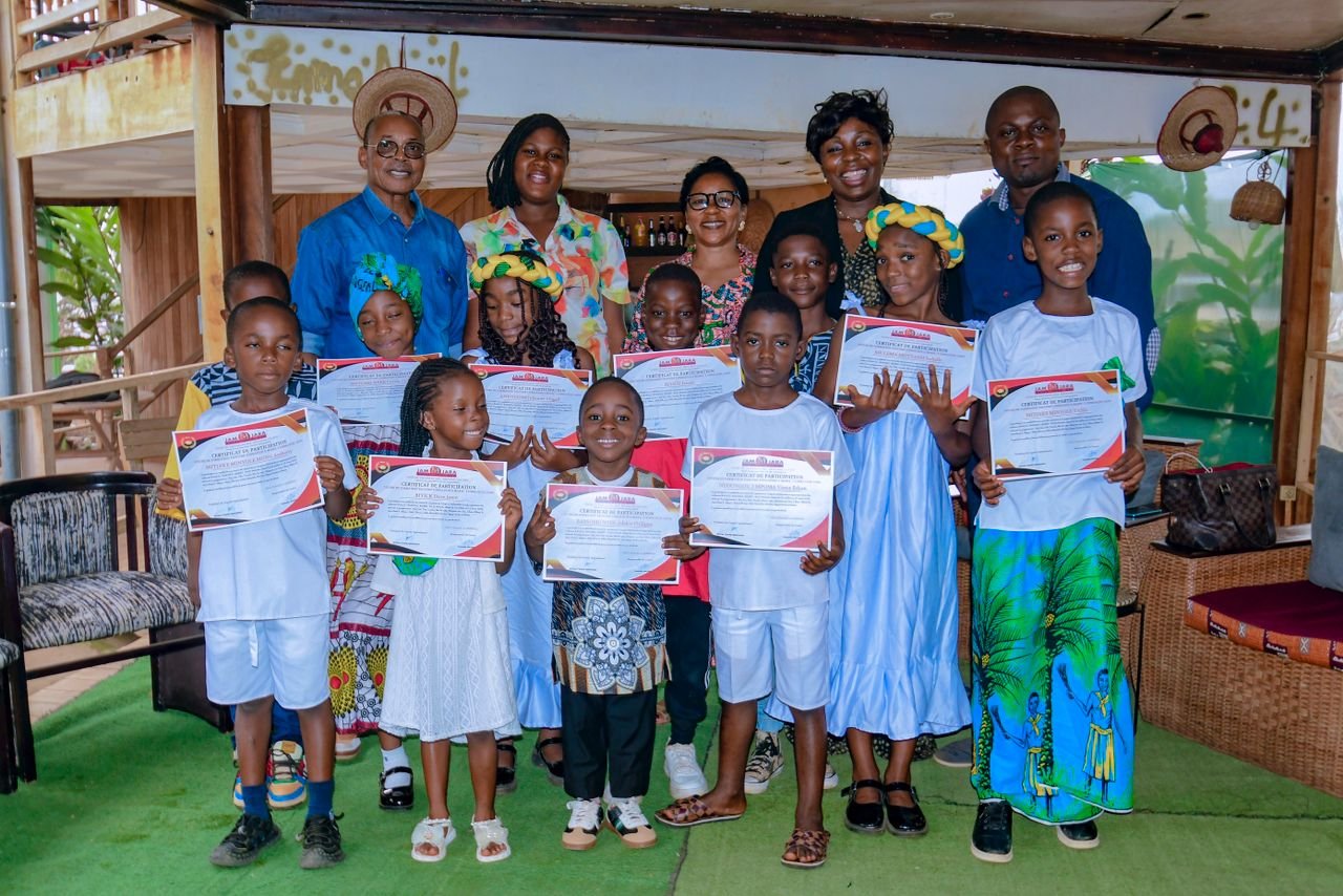 Remise des Certificats pour la clôtures de la 2eme édition des Cours de Langue Bassa, Bakoko